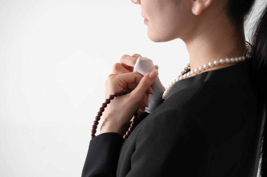 pixta_118213652_M-1024x681 大切な家族をそっと包む上質なペット火葬｜安心して任せられるサービスとは