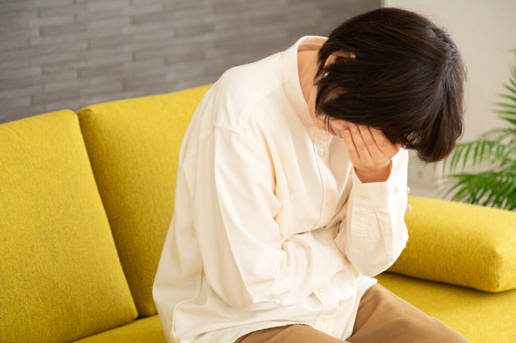 pixta_119888419_M-1024x682 ペットの骨壷を新しくしたいとき、遺骨を移し替えても問題ない？知っておきたい基本知識