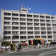 ペット葬儀は自治体でもやっている？業者でやるの？