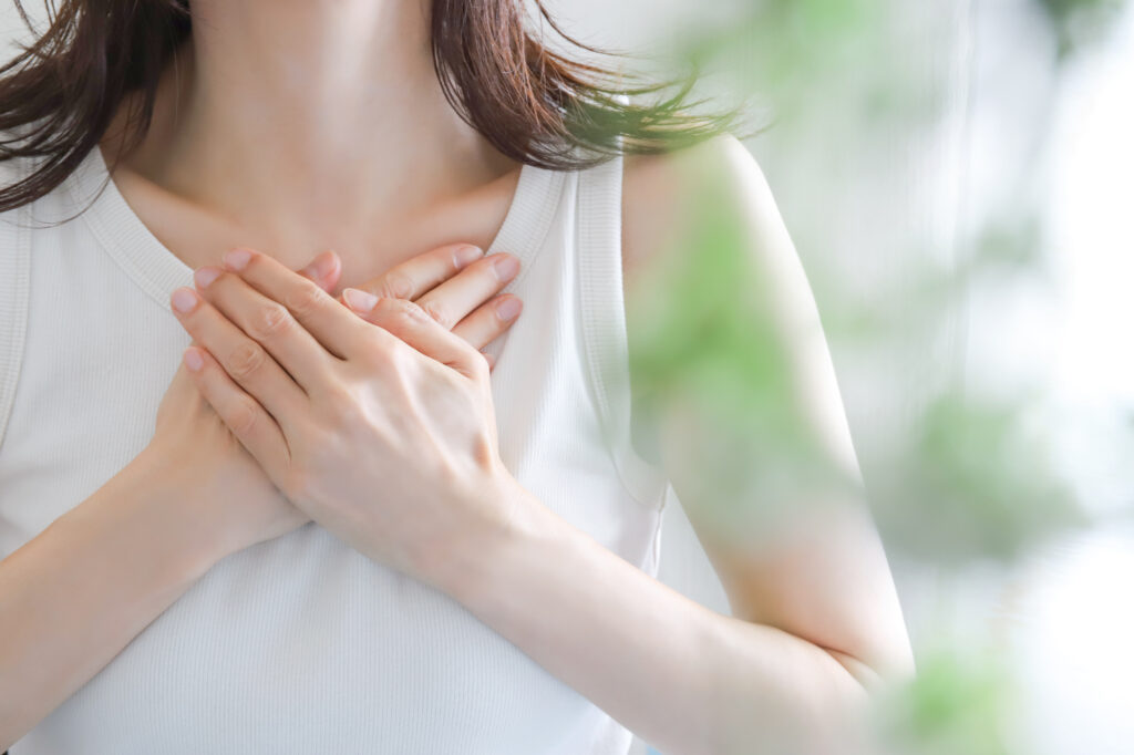 pixta_129232113_M-1024x682 自宅からでも供養できる？オンライン(リモート)供養の流れ